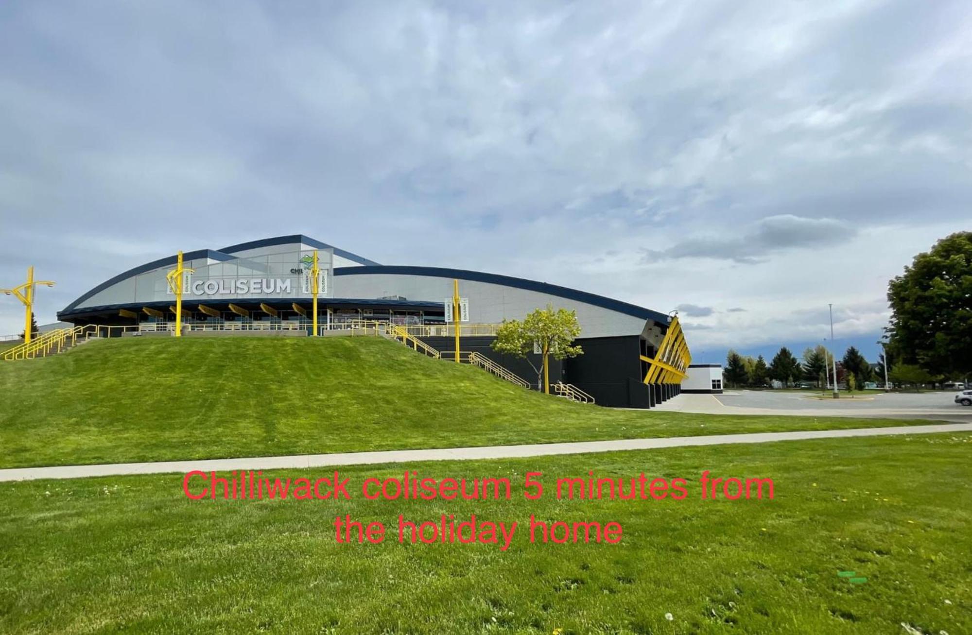 Mountain Retreat 3 Bedroom Garden House Near Heritage Park, Coliseum , Hwy 1, Fishing, Cultus Lake Chilliwack Exterior foto